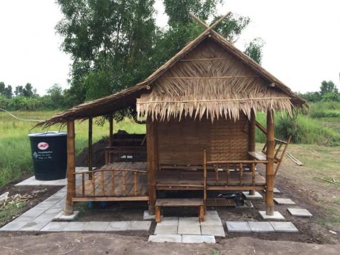 Do you love the designs of these bamboo nipa hut houses today? If you